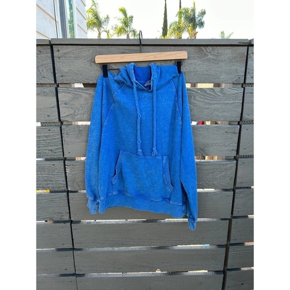 Soft vintage vibe‎ blue women's Universal Threads hoodie, sz S - Picture 1 of 4